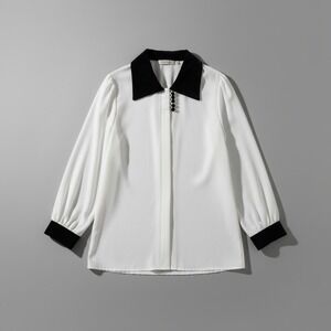 TESS Vintage White Blouse, Black Velvet Collar, Button Front, Women's Small